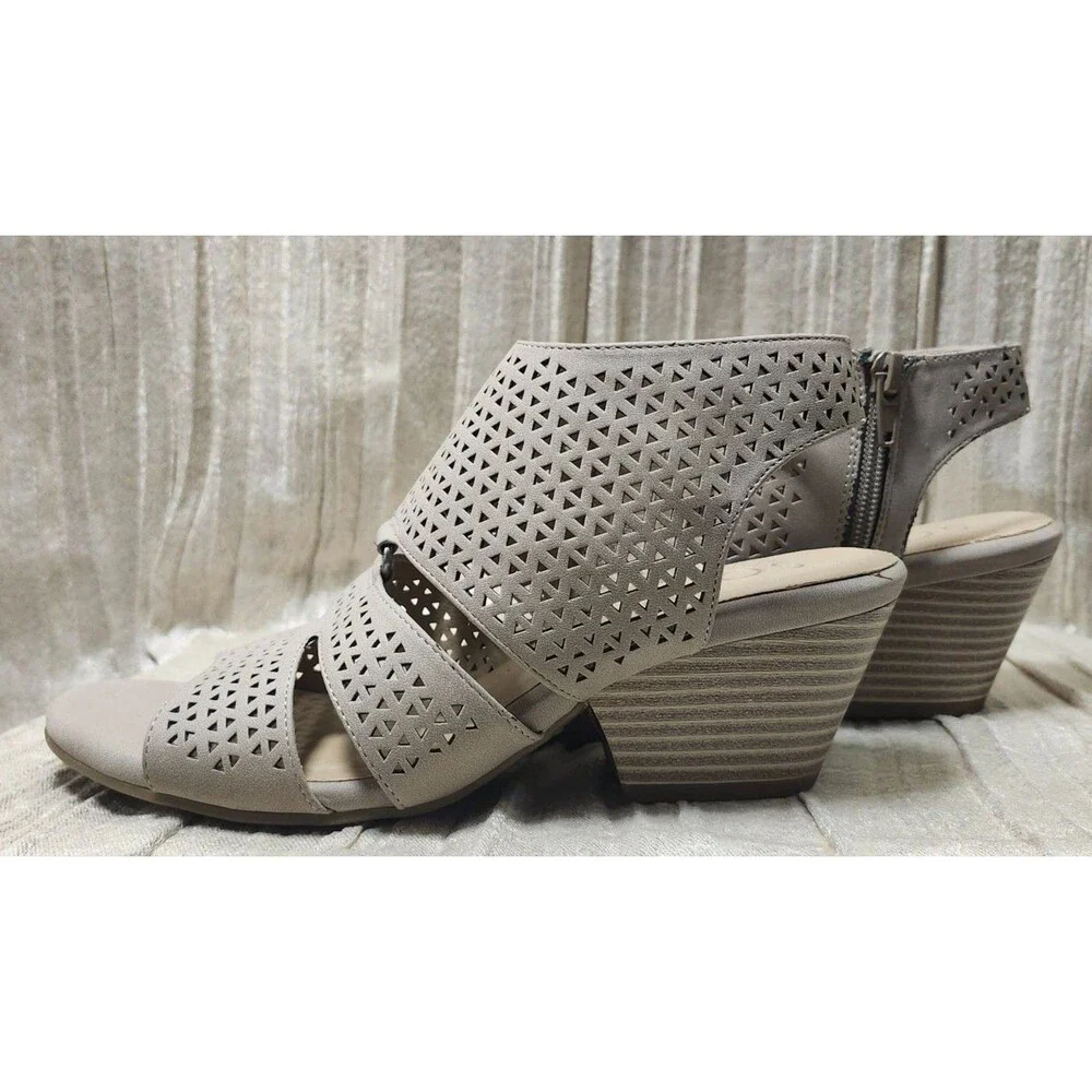 SOUL Naturalizer Dez Peep Toe Platform Wedge Sandals Beige Zip 6.5 Comfort Nude